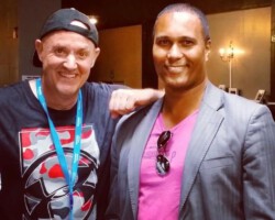 Michael Jackson zijn achtergrond danser voor de short film Ghosts en Dangerous American Music awards. Mic Thompson